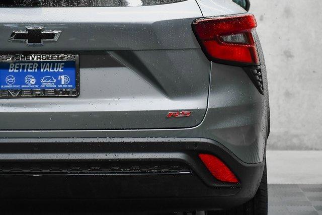 2025 Chevrolet Trax Vehicle Photo in EVERETT, WA 98203-5662