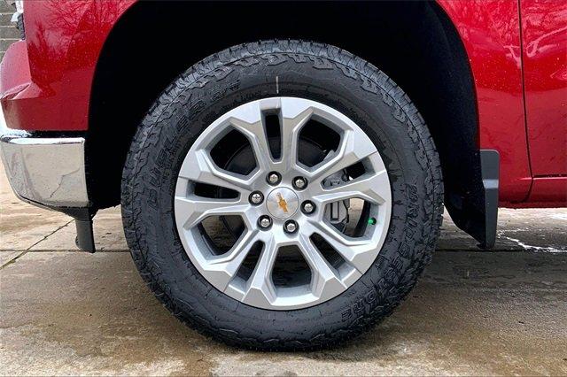 2025 Chevrolet Silverado 1500 Vehicle Photo in KANSAS CITY, MO 64114-4502