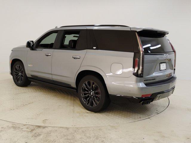 2024 Cadillac Escalade Vehicle Photo in PINEVILLE, NC 28134-8495