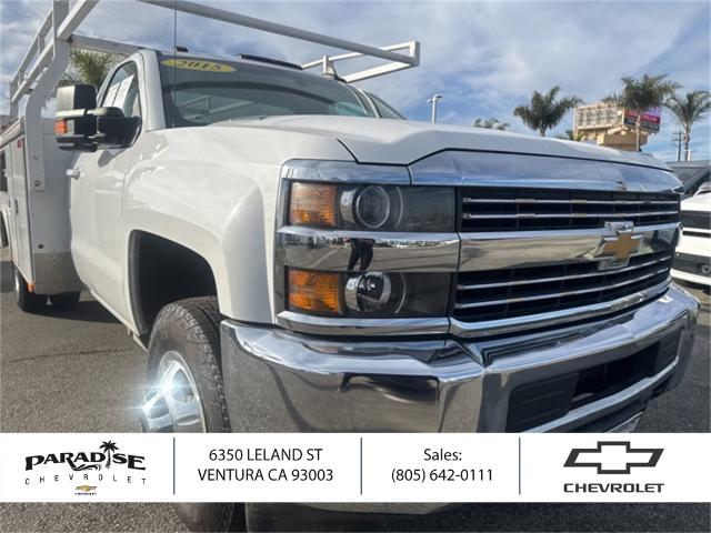 2015 Chevrolet Silverado 3500HD Built After Aug 14 Vehicle Photo in VENTURA, CA 93003-8585