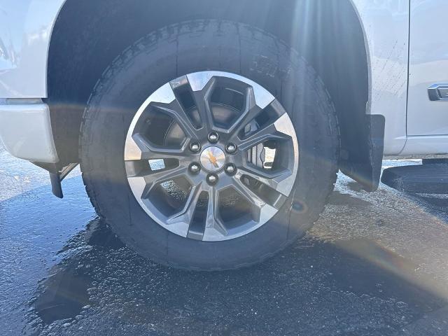 2025 Chevrolet Silverado 1500 Vehicle Photo in MANHATTAN, KS 66502-5036