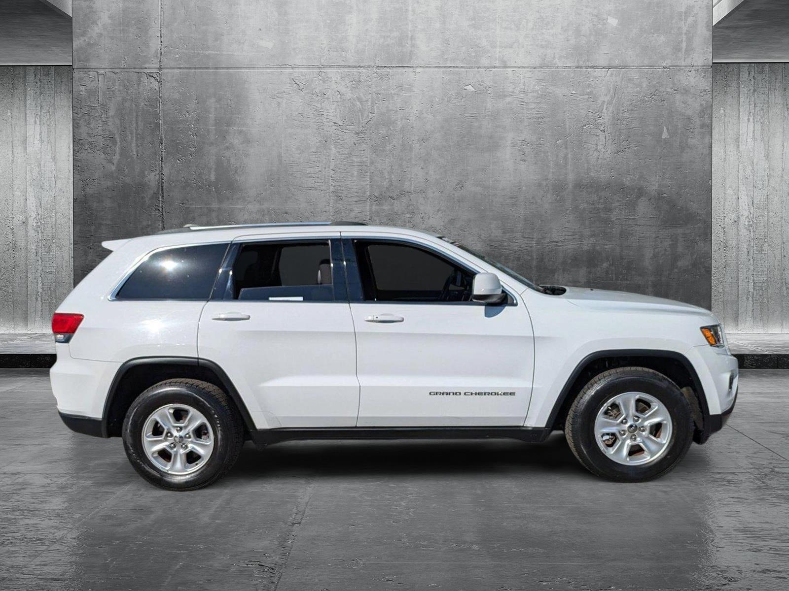 2014 Jeep Grand Cherokee Vehicle Photo in Tampa, FL 33614