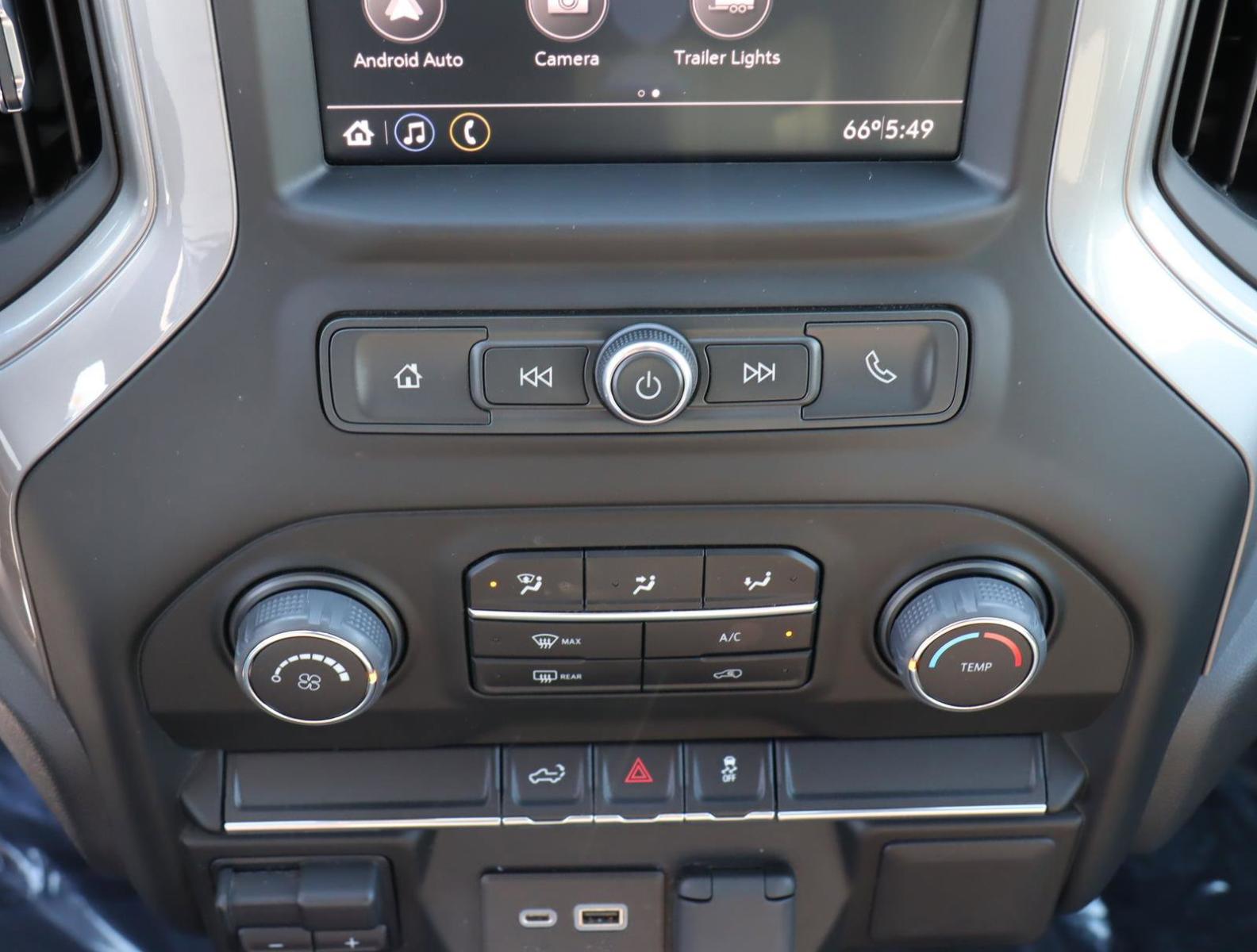 2022 Chevrolet Silverado 2500 HD Vehicle Photo in LOS ANGELES, CA 90007-3794