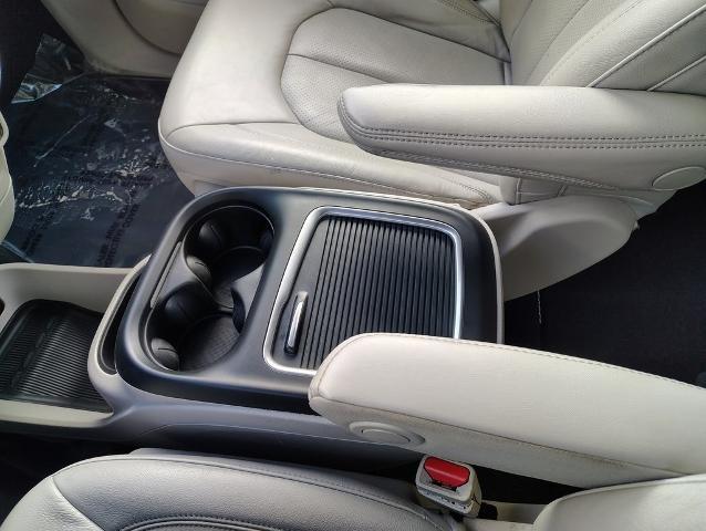 2021 Chrysler Pacifica Vehicle Photo in GREEN BAY, WI 54304-5303