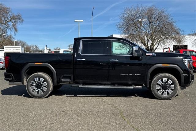 2025 GMC Sierra 2500 HD Vehicle Photo in ELK GROVE, CA 95757-8703