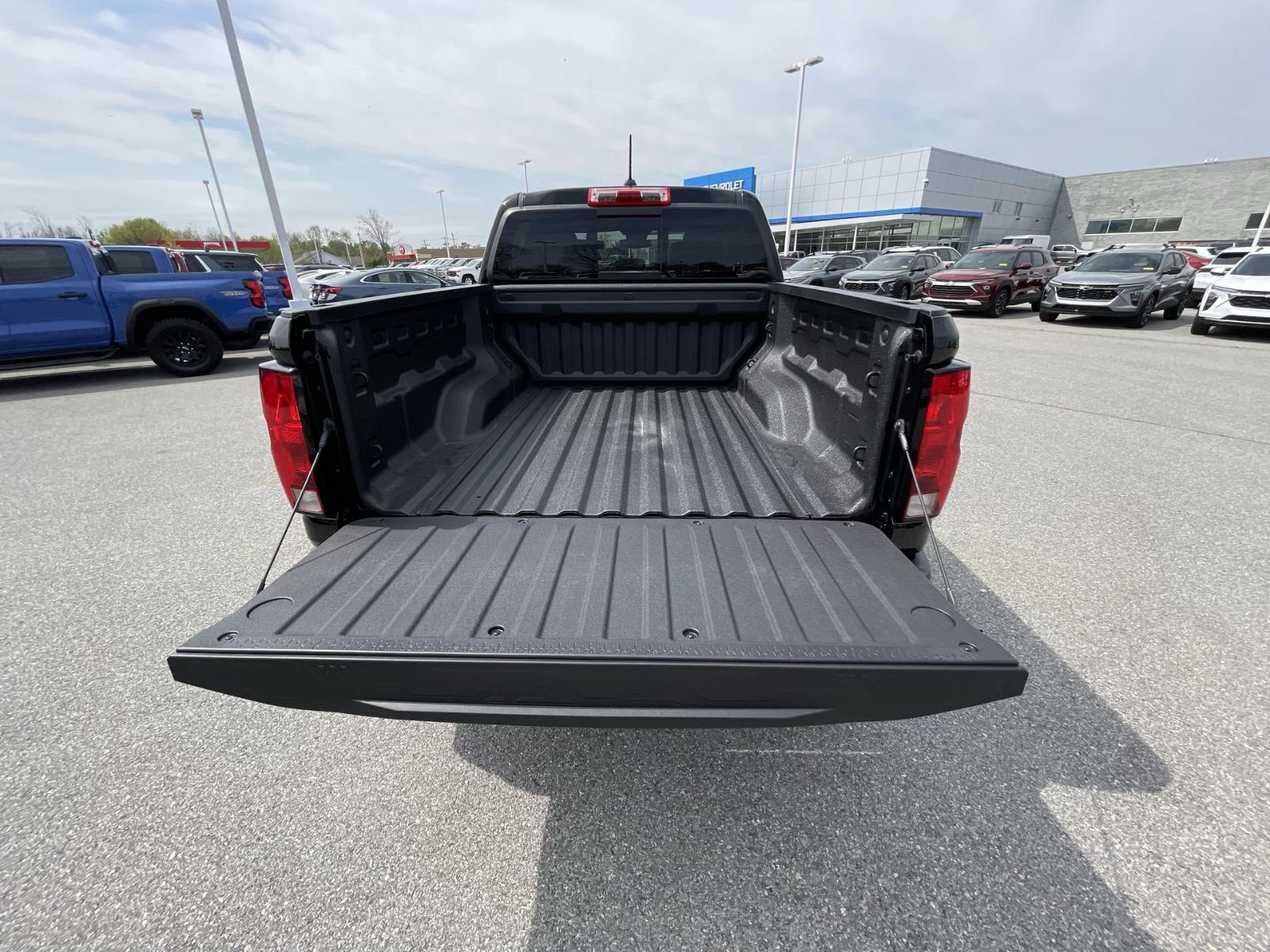 2025 Chevrolet Colorado Vehicle Photo in BENTONVILLE, AR 72712-4322