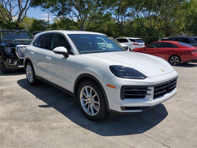 2024 Porsche Cayenne Vehicle Photo in SUNRISE, FL 33323-3202