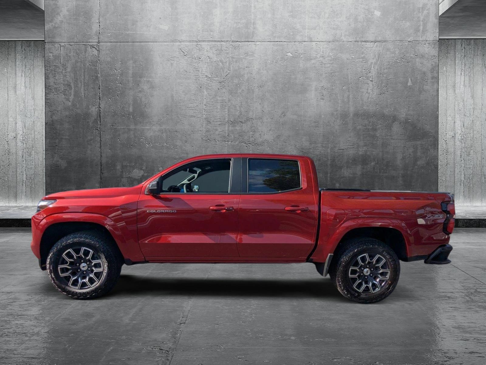 2025 Chevrolet Colorado Vehicle Photo in GREENACRES, FL 33463-3207