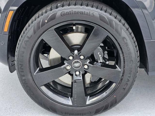 2025 Defender Vehicle Photo in AUSTIN, TX 78717