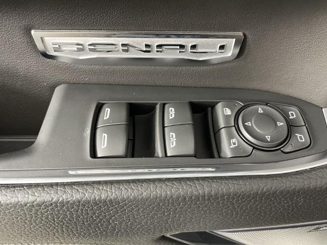 2024 GMC Sierra 1500 Vehicle Photo in GILBERT, AZ 85297-0402