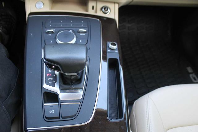 2019 Audi Q5 Vehicle Photo in HOUSTON, TX 77090