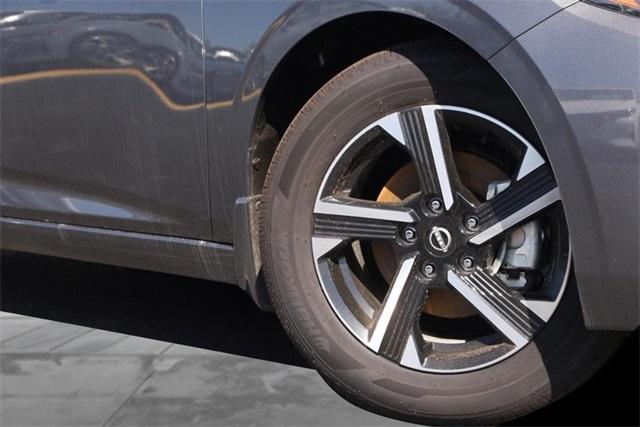 2025 Nissan Sentra Vehicle Photo in Hazelwood, MO 63042