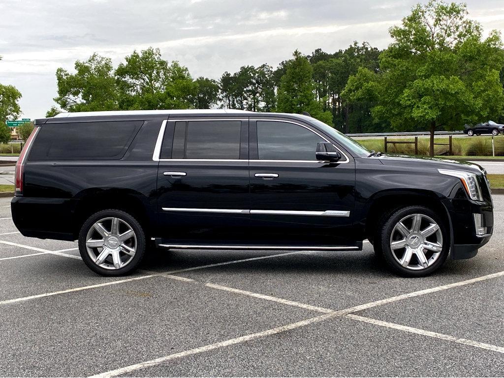 2019 Cadillac Escalade ESV Vehicle Photo in POOLER, GA 31322-3252