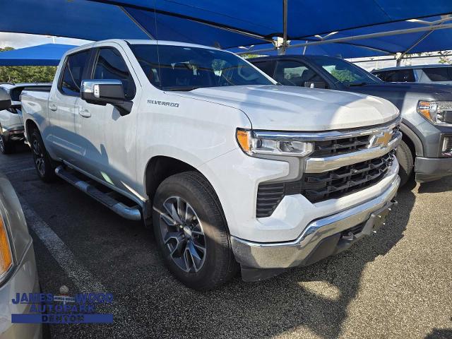 2022 Chevrolet Silverado 1500 Vehicle Photo in DENTON, TX 76210-9321