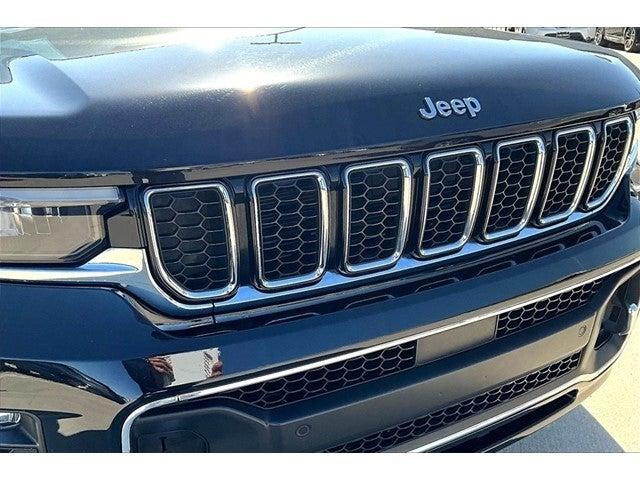 2023 Jeep Grand Cherokee L Vehicle Photo in Grapevine, TX 76051