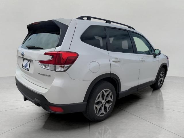 2023 Subaru Forester Vehicle Photo in Green Bay, WI 54304