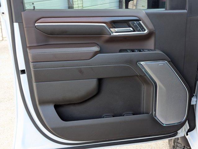 2024 GMC Sierra 2500 HD Vehicle Photo in San Antonio, TX 78230