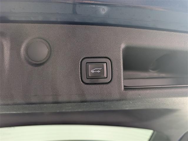 2019 Chevrolet Equinox Vehicle Photo in ENGLEWOOD, CO 80113-6708