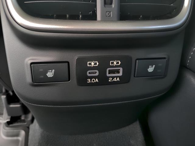 2025 Subaru Outback Vehicle Photo in Green Bay, WI 54304