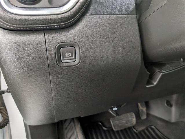2022 Chevrolet Silverado 2500 HD Vehicle Photo in ENGLEWOOD, CO 80113-6708