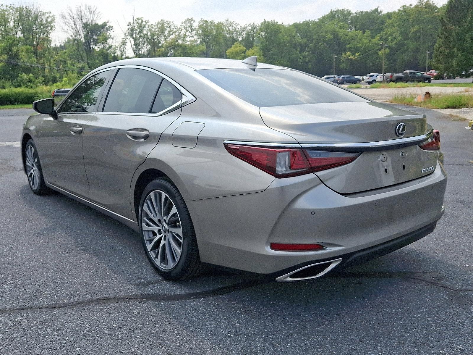 2019 Lexus ES 350 Vehicle Photo in Harrisburg, PA 17111
