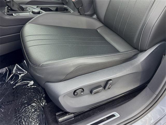 2024 Volkswagen Tiguan Vehicle Photo in Puyallup, WA 98371
