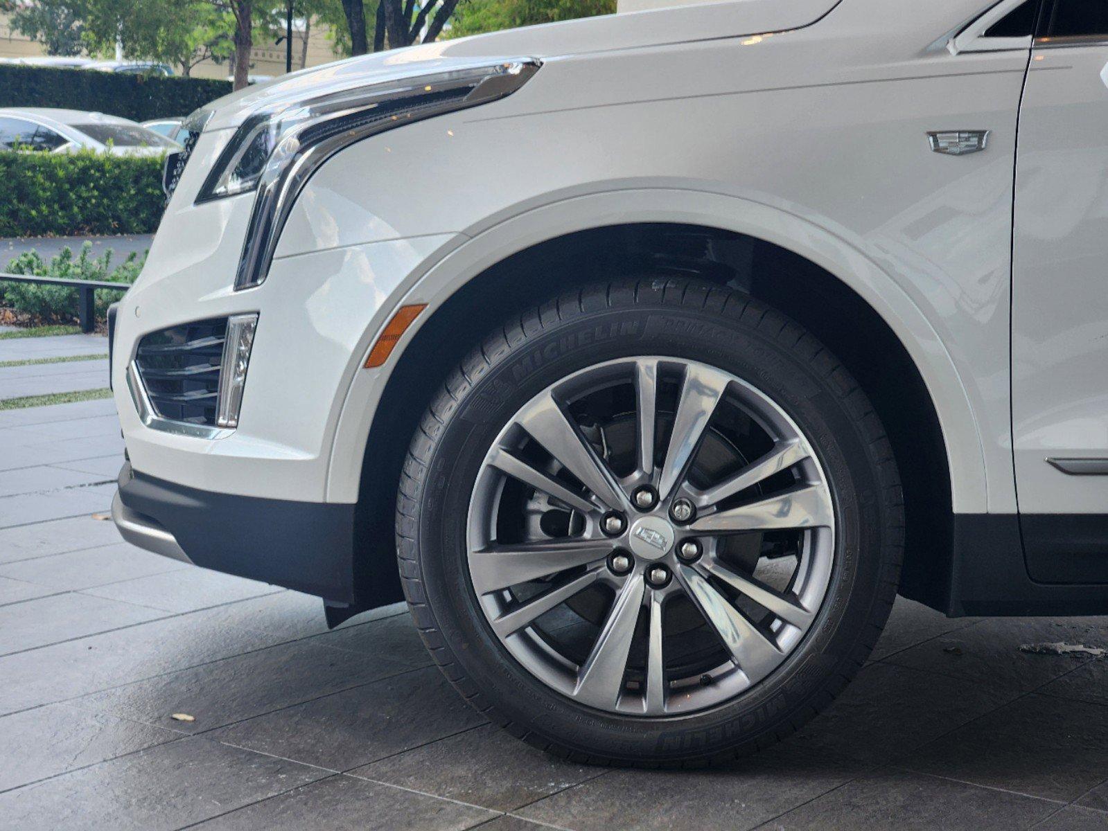 2024 Cadillac XT5 Vehicle Photo in HOUSTON, TX 77079-1502