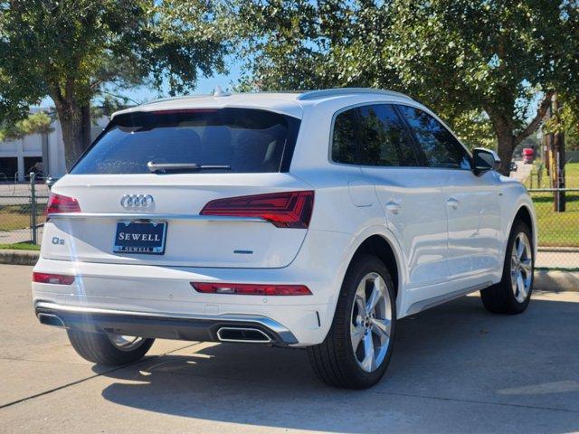 2025 Audi Q5 Vehicle Photo in HOUSTON, TX 77090