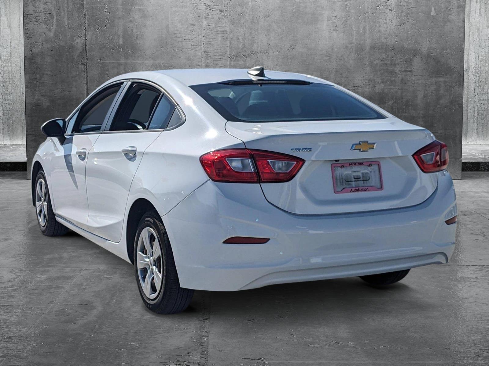 2018 Chevrolet Cruze Vehicle Photo in MIAMI, FL 33172-3015