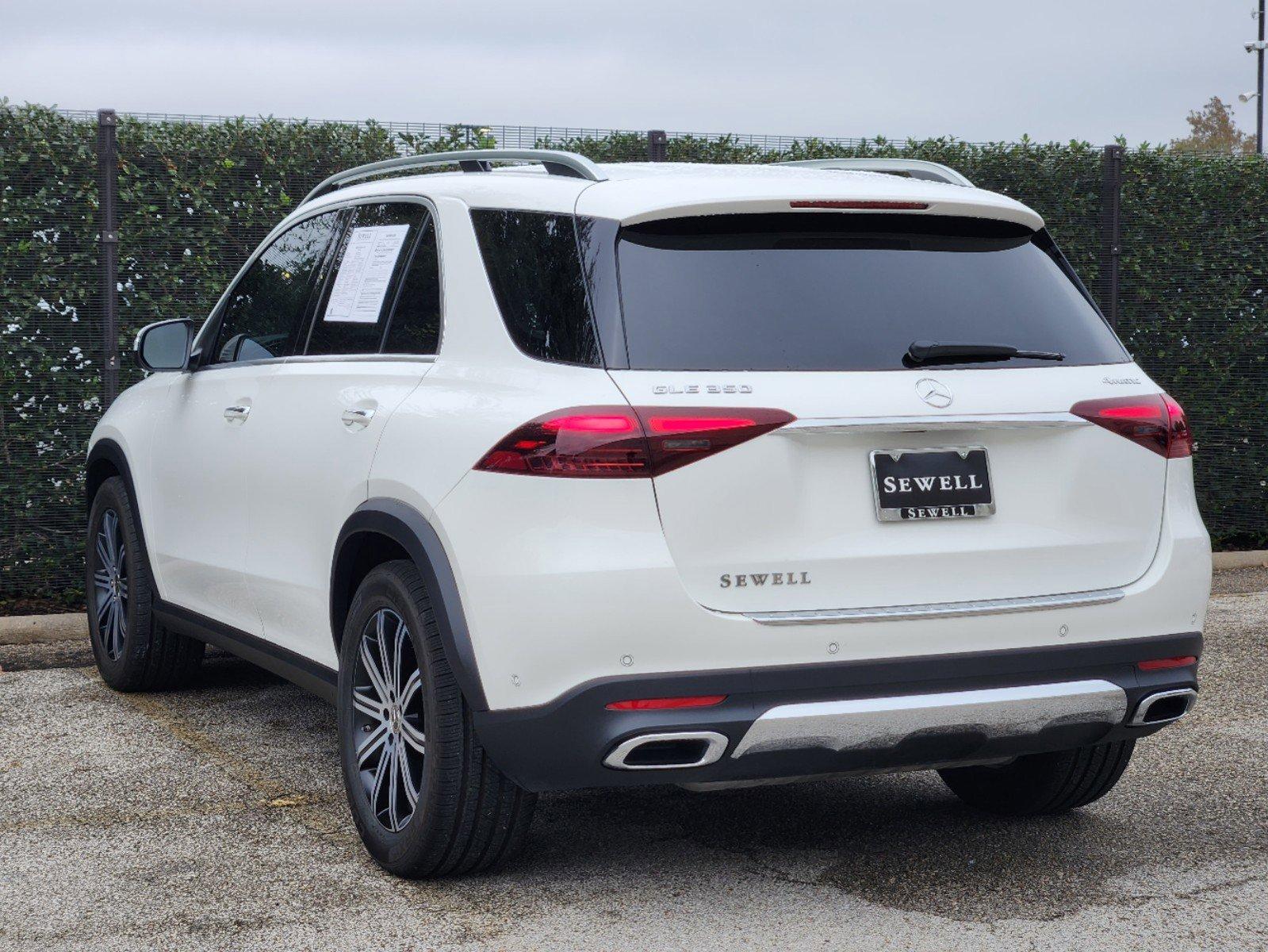 2025 Mercedes-Benz GLE Vehicle Photo in HOUSTON, TX 77079