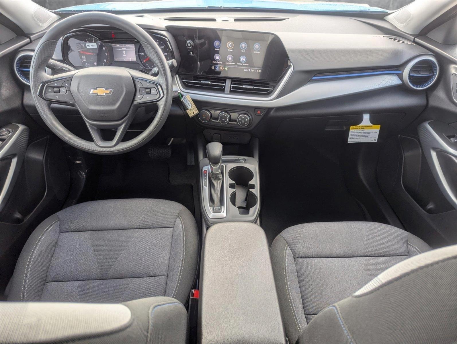 2025 Chevrolet Trax Vehicle Photo in CORPUS CHRISTI, TX 78412-4902