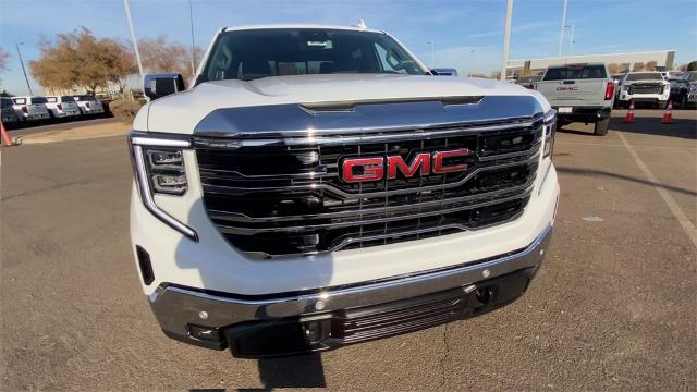 2025 GMC Sierra 1500 Vehicle Photo in GOODYEAR, AZ 85338-1310