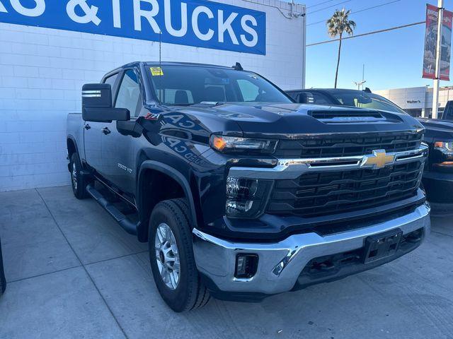 2024 Chevrolet Silverado 2500 HD Vehicle Photo in RIVERSIDE, CA 92504-4106