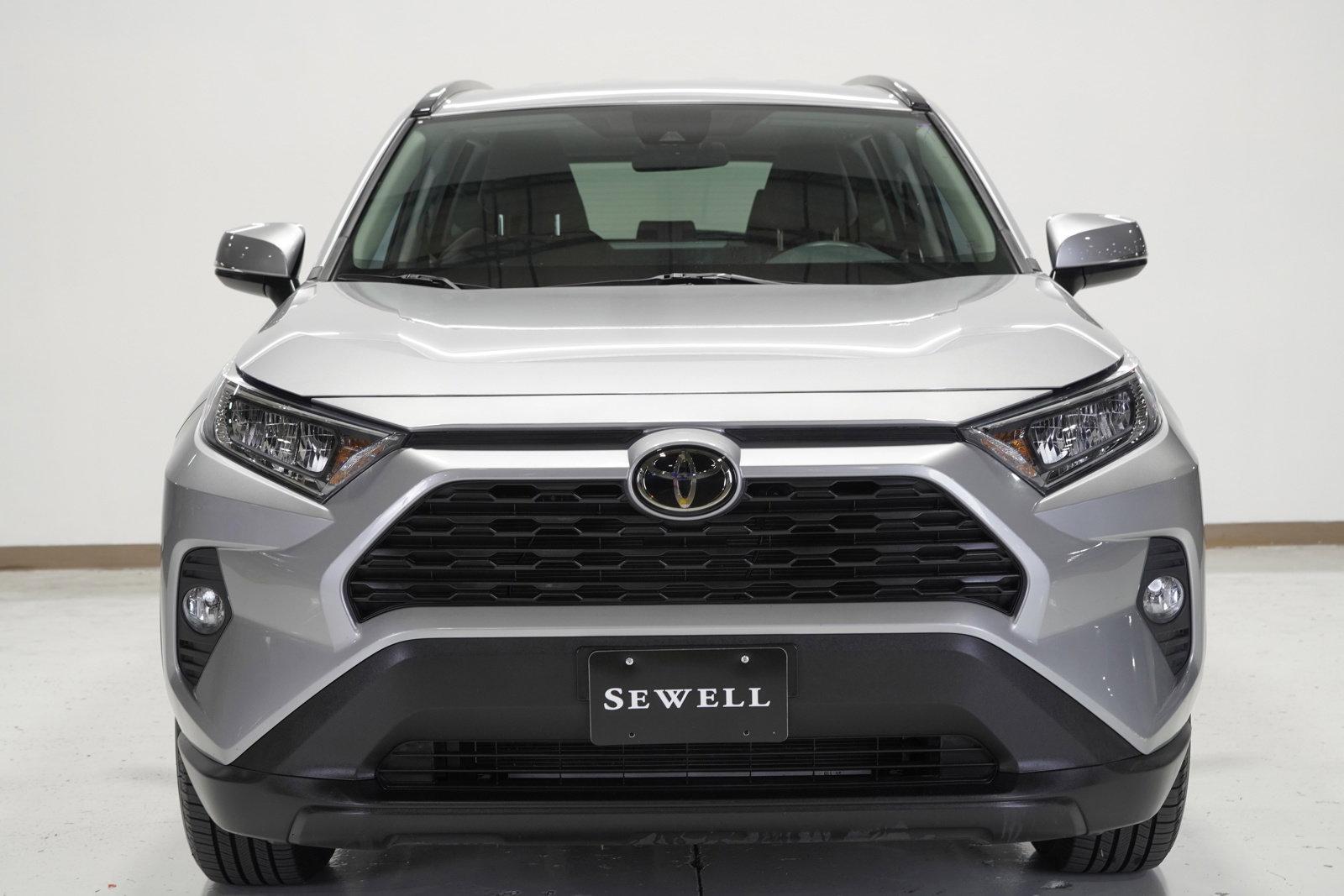 2021 Toyota RAV4 Vehicle Photo in GRAPEVINE, TX 76051