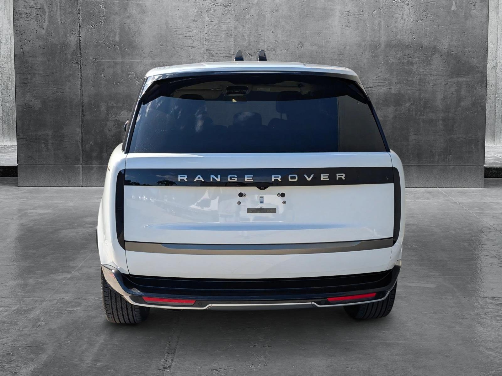 2024 Land Rover Range Rover Vehicle Photo in Pompano Beach, FL 33064