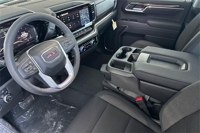 2025 GMC Sierra 1500 Vehicle Photo in ELK GROVE, CA 95757-8703