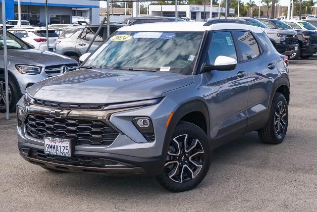 2024 Chevrolet Trailblazer Vehicle Photo in VENTURA, CA 93003-8585