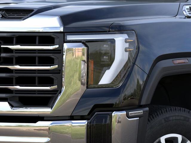 2025 GMC Sierra 2500 HD Vehicle Photo in LEOMINSTER, MA 01453-2952