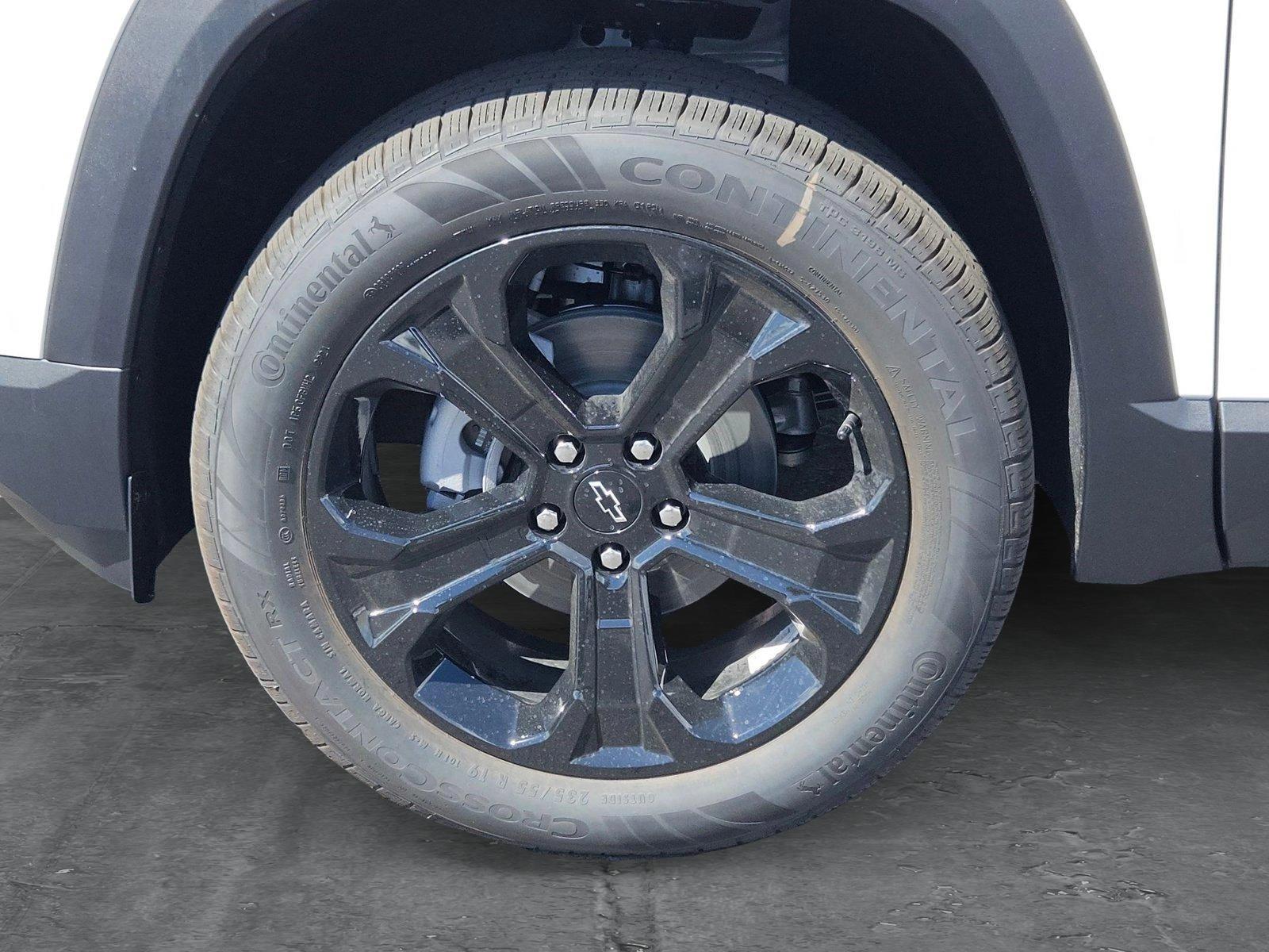 2025 Chevrolet Equinox Vehicle Photo in GILBERT, AZ 85297-0446