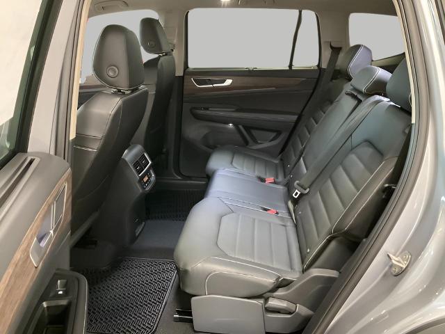 2025 Volkswagen Atlas Vehicle Photo in Oshkosh, WI 54904