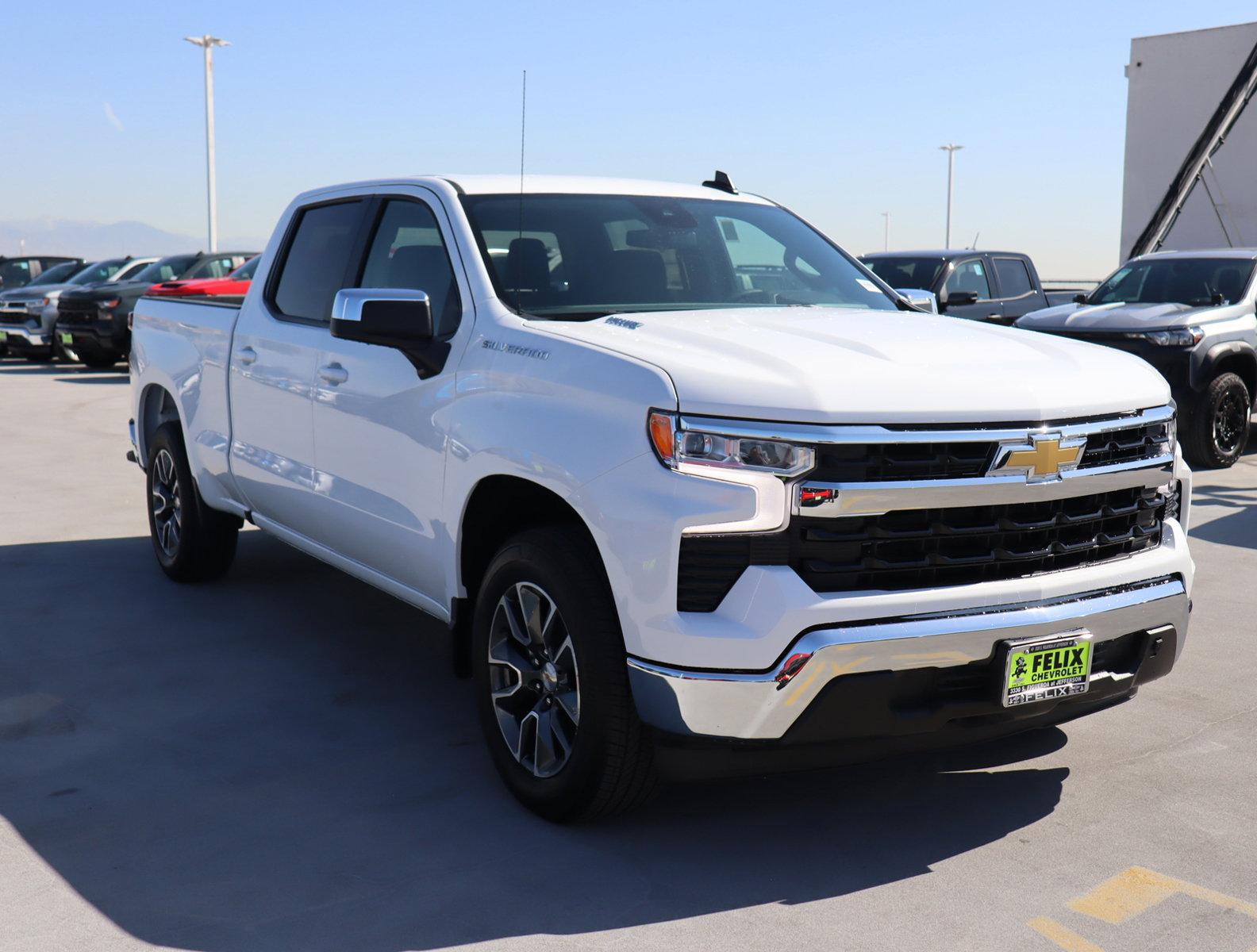 2025 Chevrolet Silverado 1500 Vehicle Photo in LOS ANGELES, CA 90007-3794