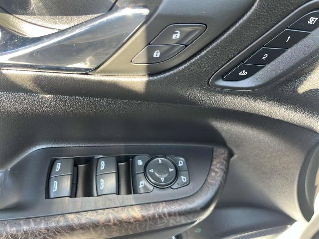 2023 GMC Acadia Vehicle Photo in ALCOA, TN 37701-3235
