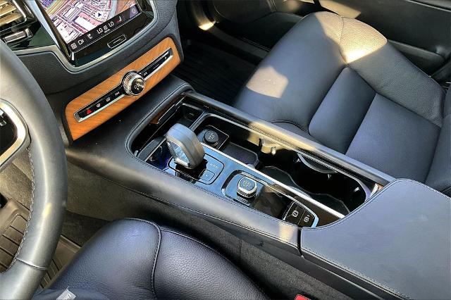 2023 Volvo XC90 Vehicle Photo in Grapevine, TX 76051