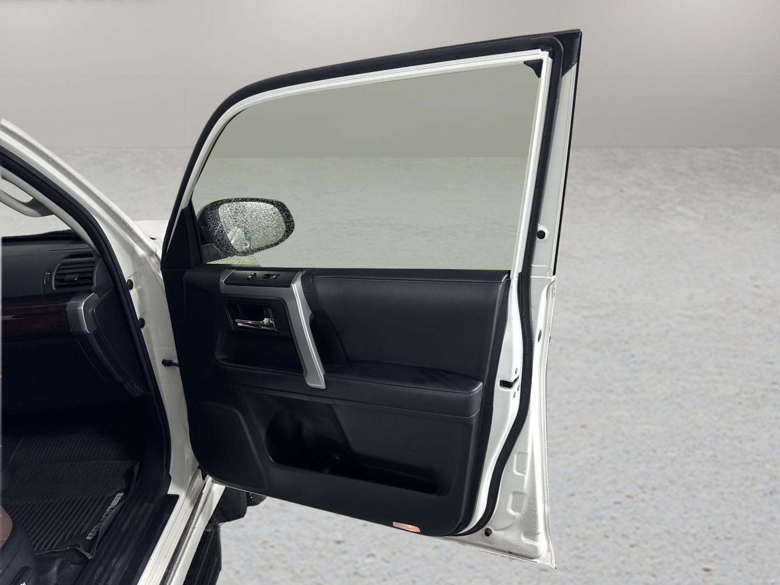 2020 Toyota 4Runner Vehicle Photo in GEORGETOWN, TX 78626-7508