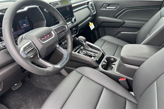 2025 GMC Canyon Vehicle Photo in ELK GROVE, CA 95757-8703