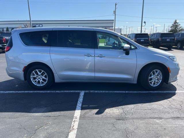 2023 Chrysler Pacifica Vehicle Photo in GREEN BAY, WI 54304-5303