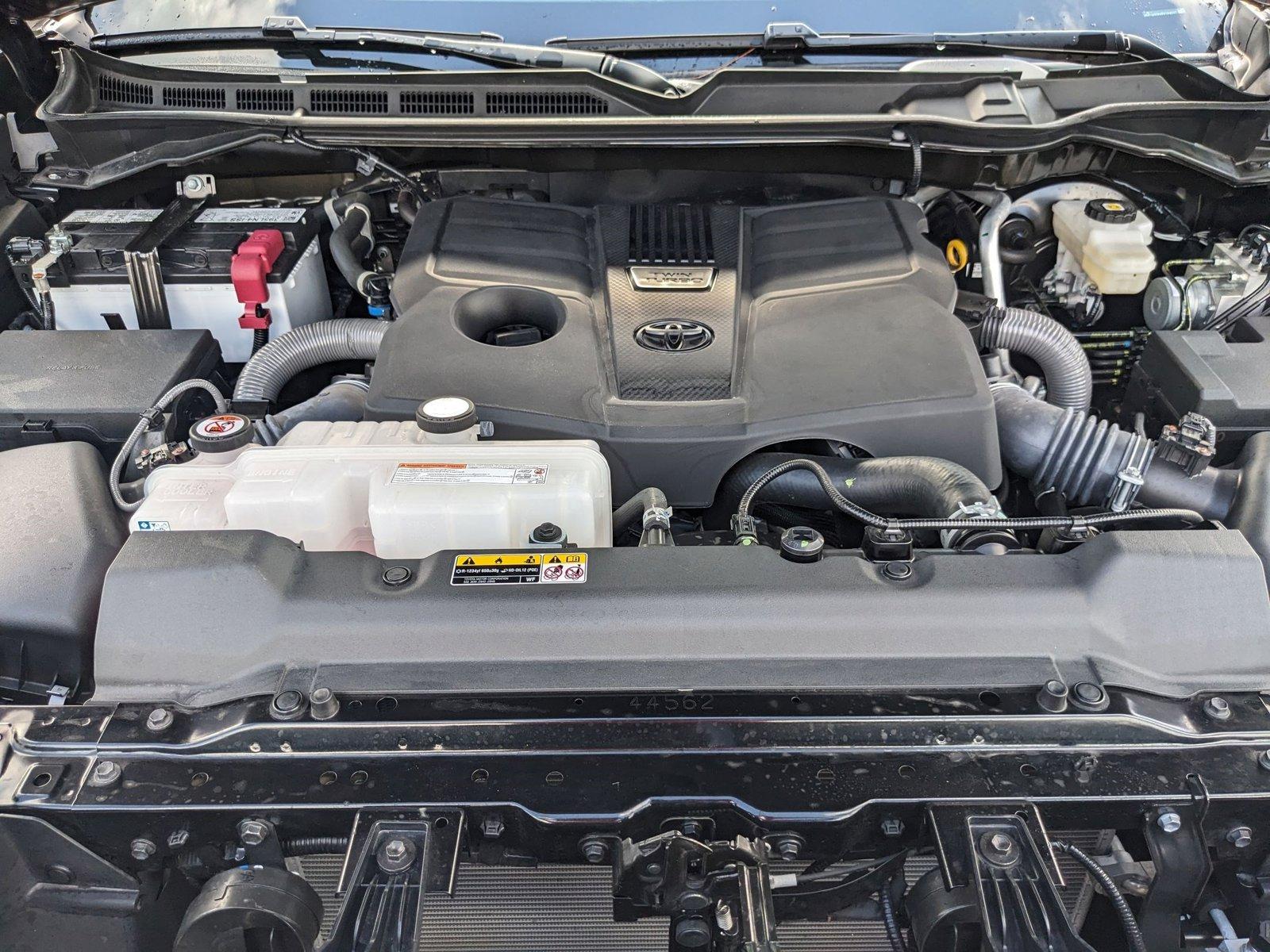 2024 Toyota Tundra 4WD Vehicle Photo in MIAMI, FL 33172-3015