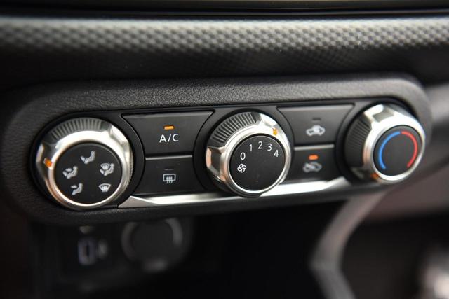 2025 Nissan Kicks Play Vehicle Photo in Ballwin, MO 63011