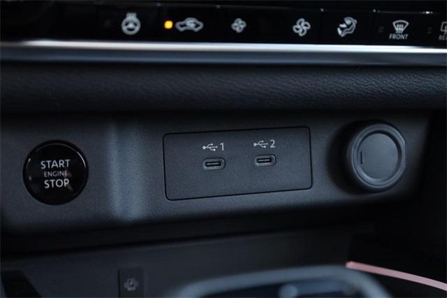 2025 Nissan Rogue Vehicle Photo in Hazelwood, MO 63042