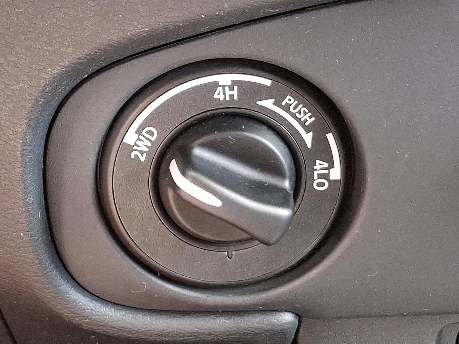 2023 Nissan Frontier Vehicle Photo in Trevose, PA 19053